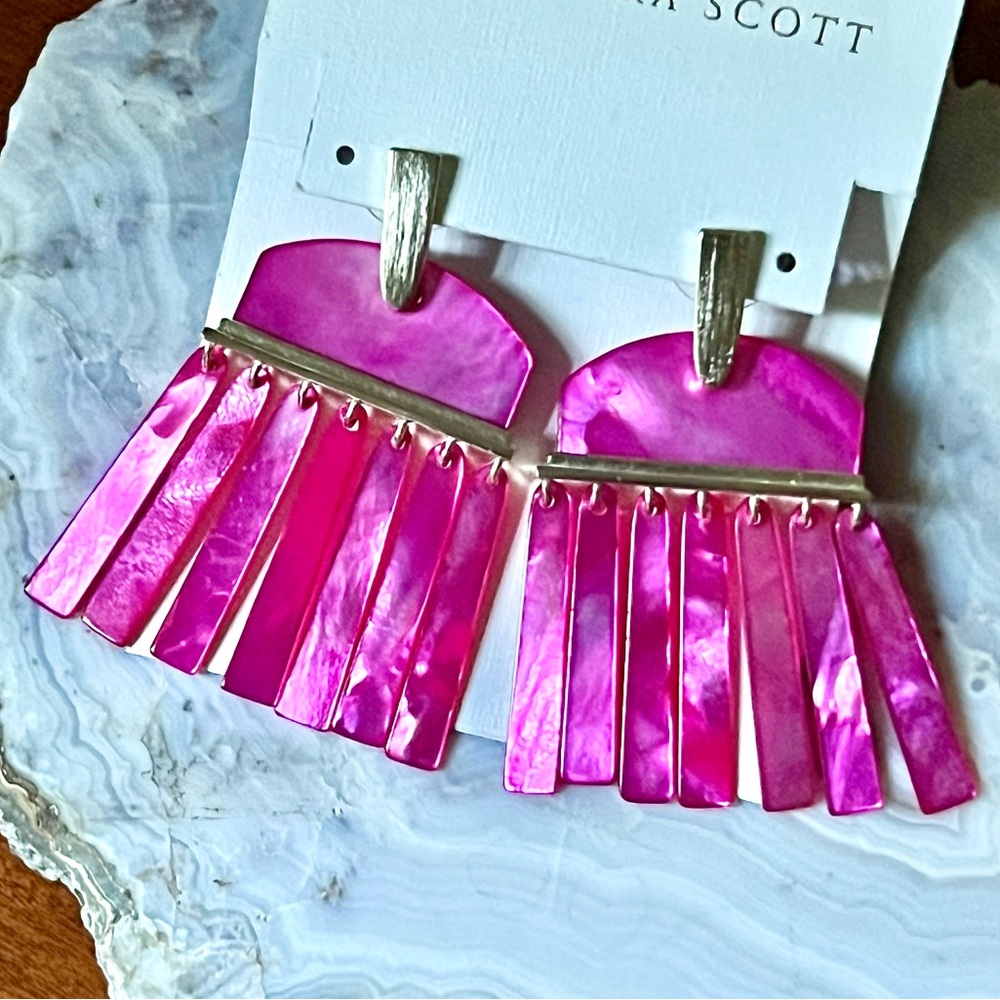🌺🎉HP🎉🌺 NWT Kendra Scott Mother of Pearl Layne Earrings - Picture 11 of 16